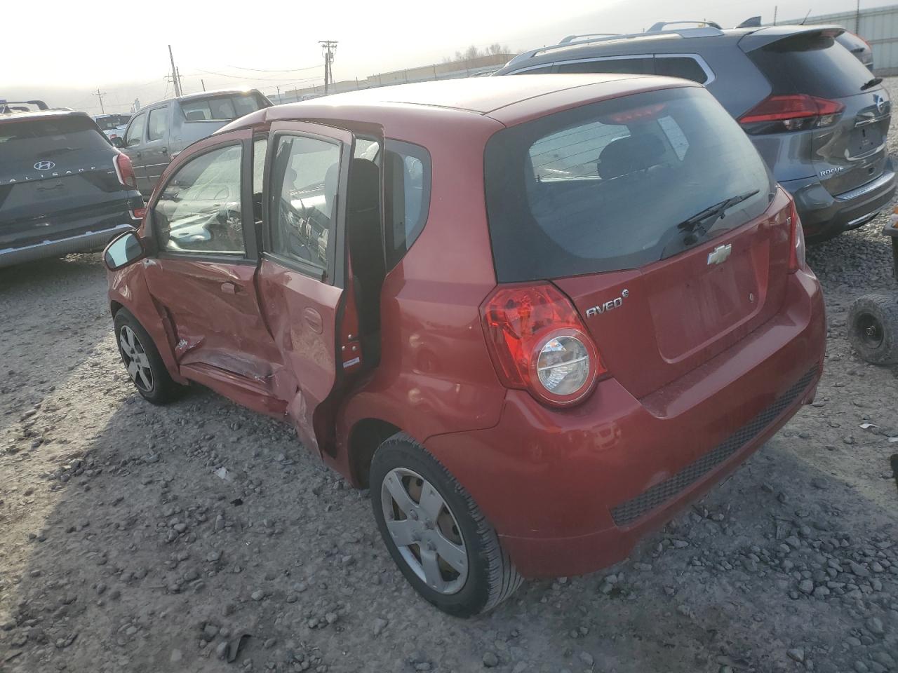 2009 Chevrolet Aveo - Image 2