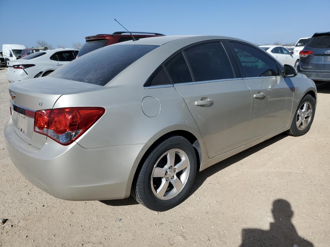2014 Chevrolet Cruze - Image 3