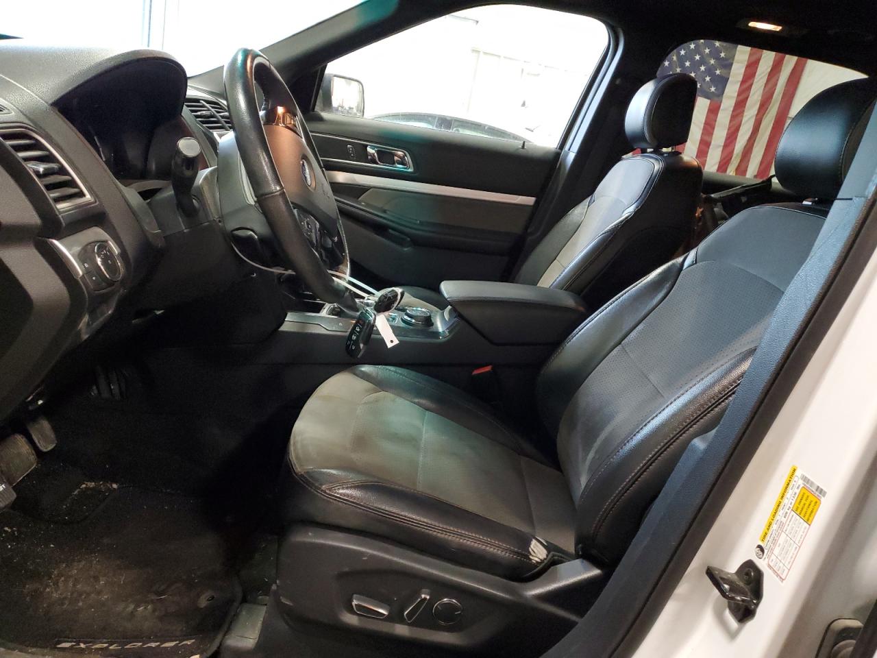 2017 Ford Explorer - Image 7