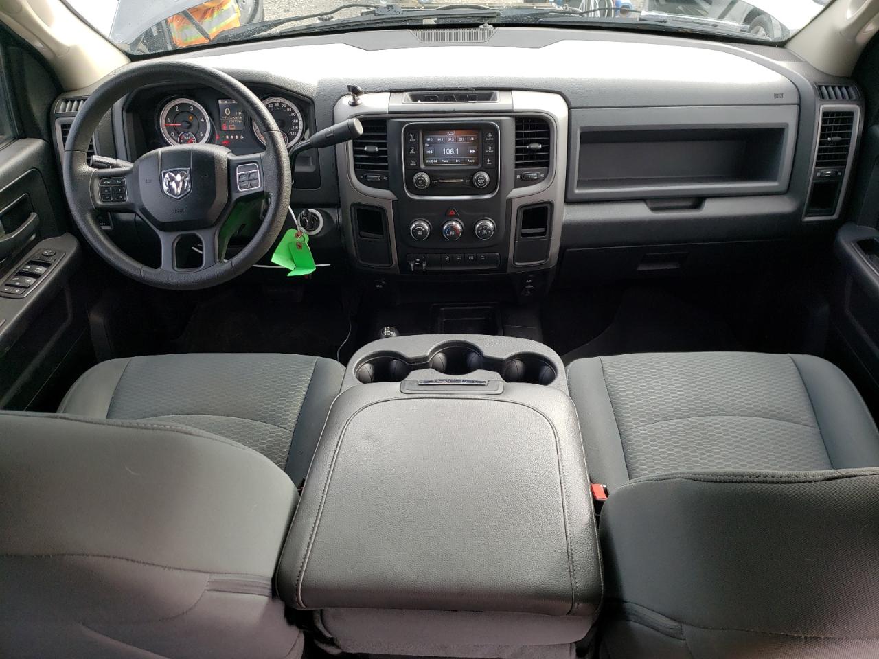 2015 RAM 3500 - Image 8