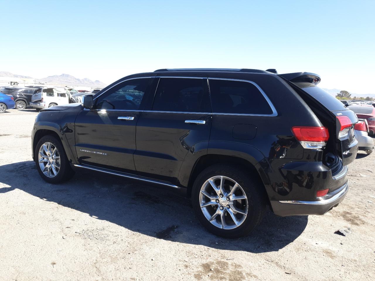 2016 Jeep Grand Cherokee - Image 2