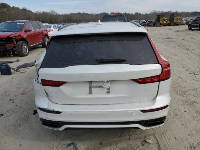  VOLVO V60 2020 Biały