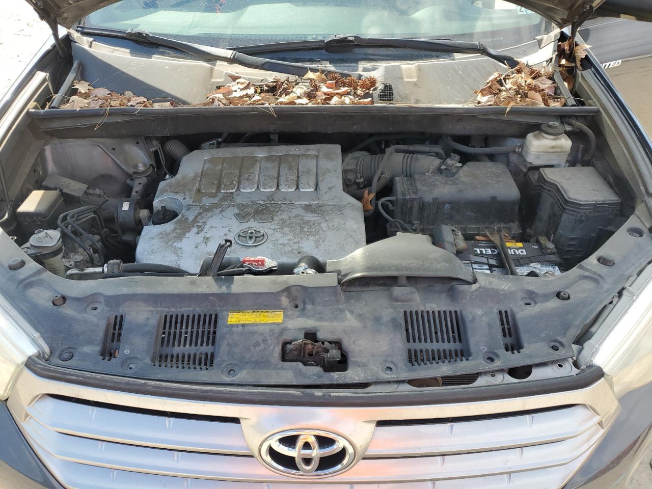 2013 Toyota Highlander - Image 12