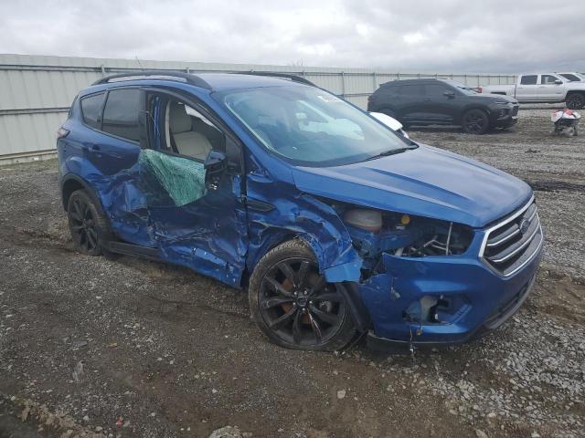  FORD ESCAPE 2018 Granatowy