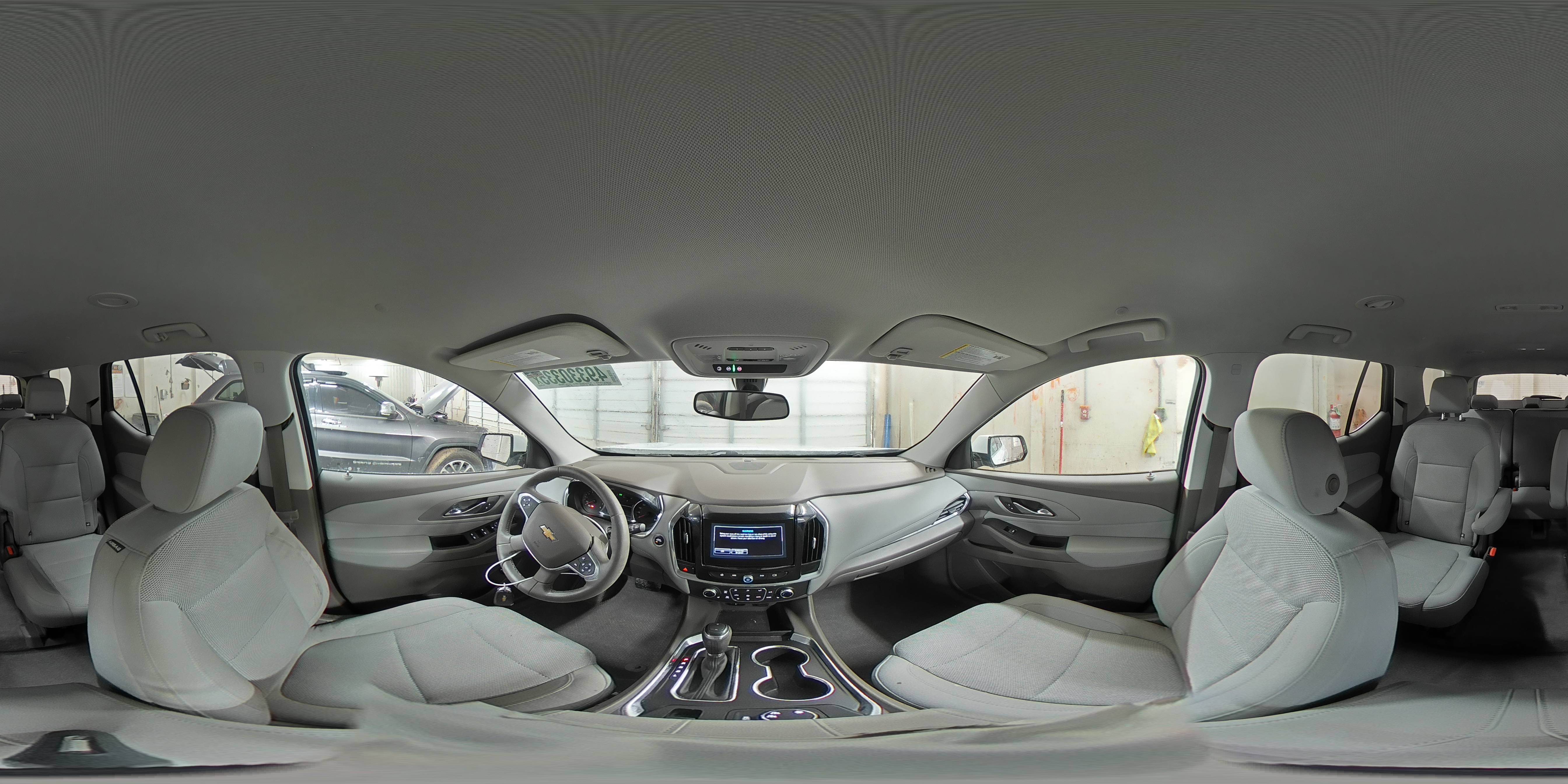 2018 Chevrolet Traverse - Image 16