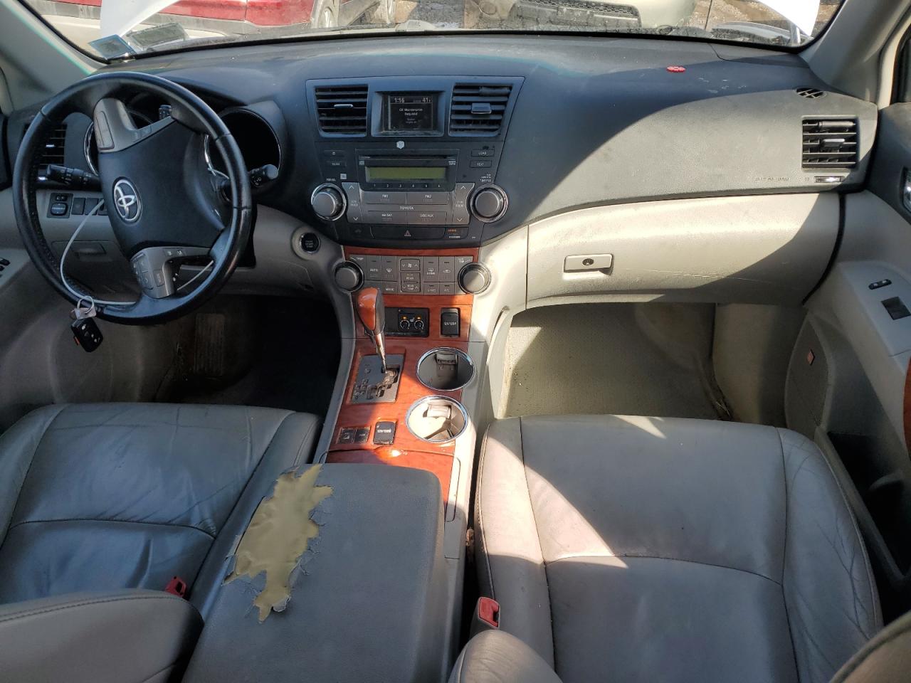 2010 Toyota Highlander - Image 8