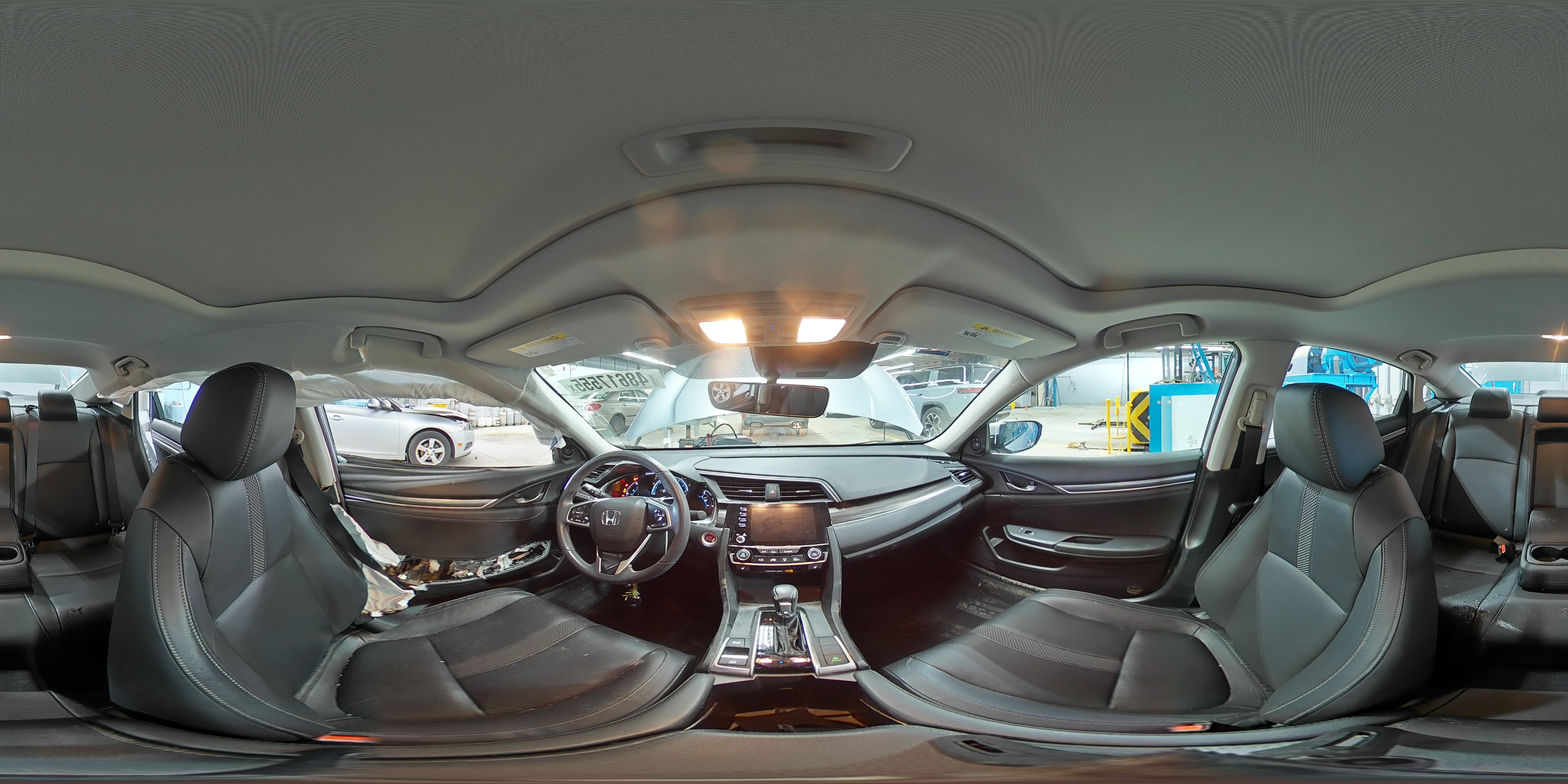 2019 Honda Civic - Image 13
