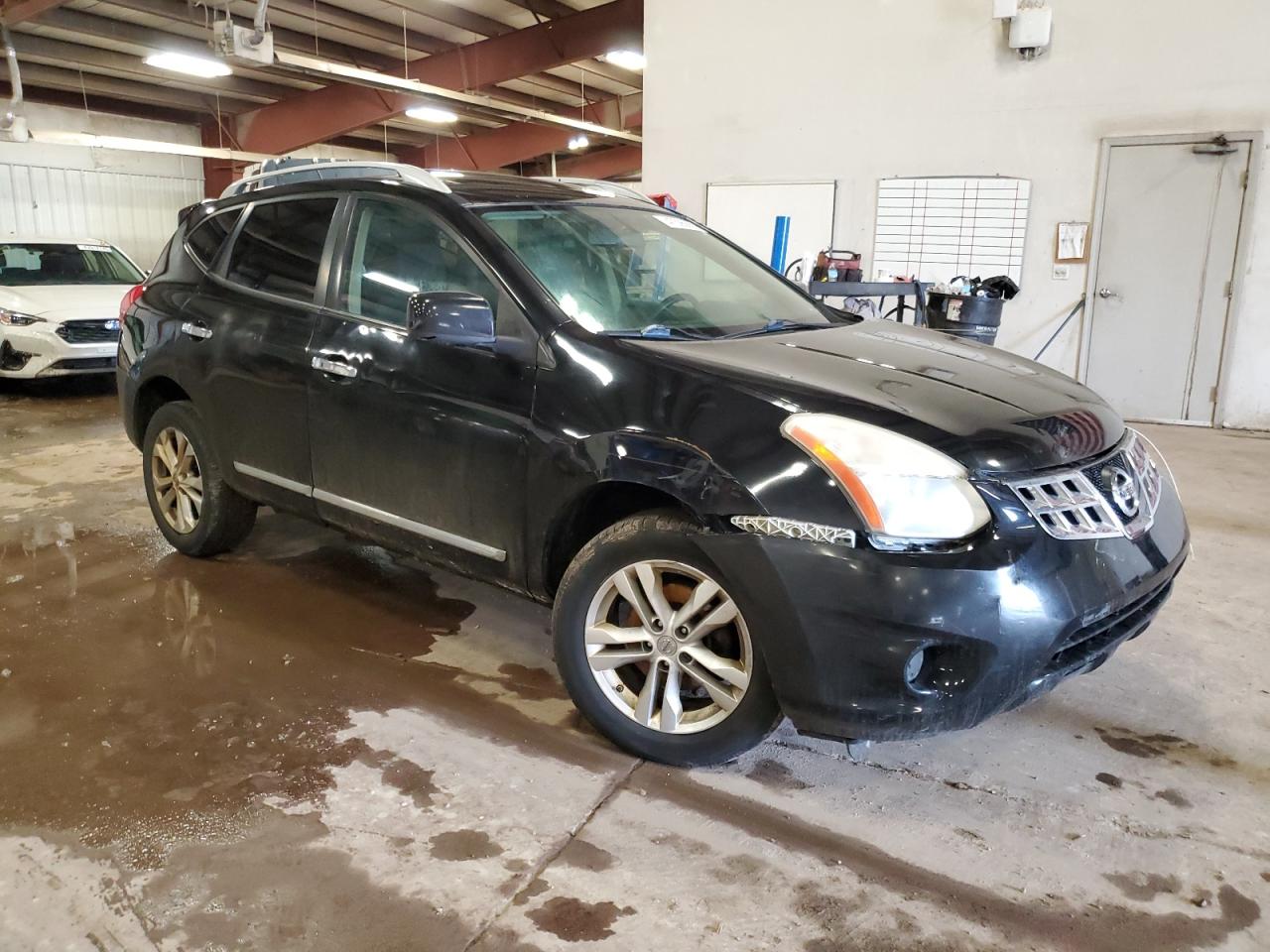 2012 Nissan Rogue - Image 4