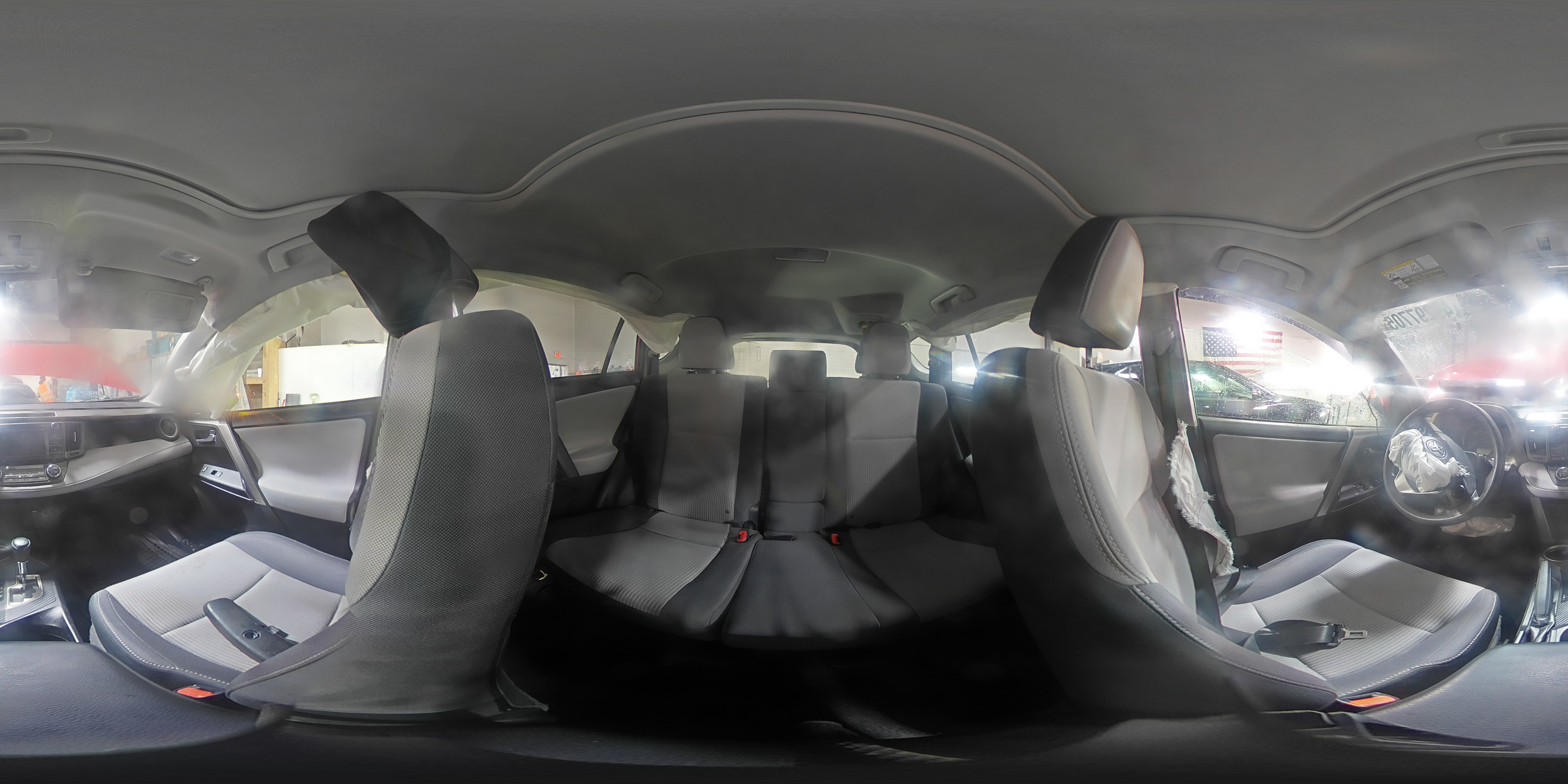 2015 Toyota RAV 4 - Image 14