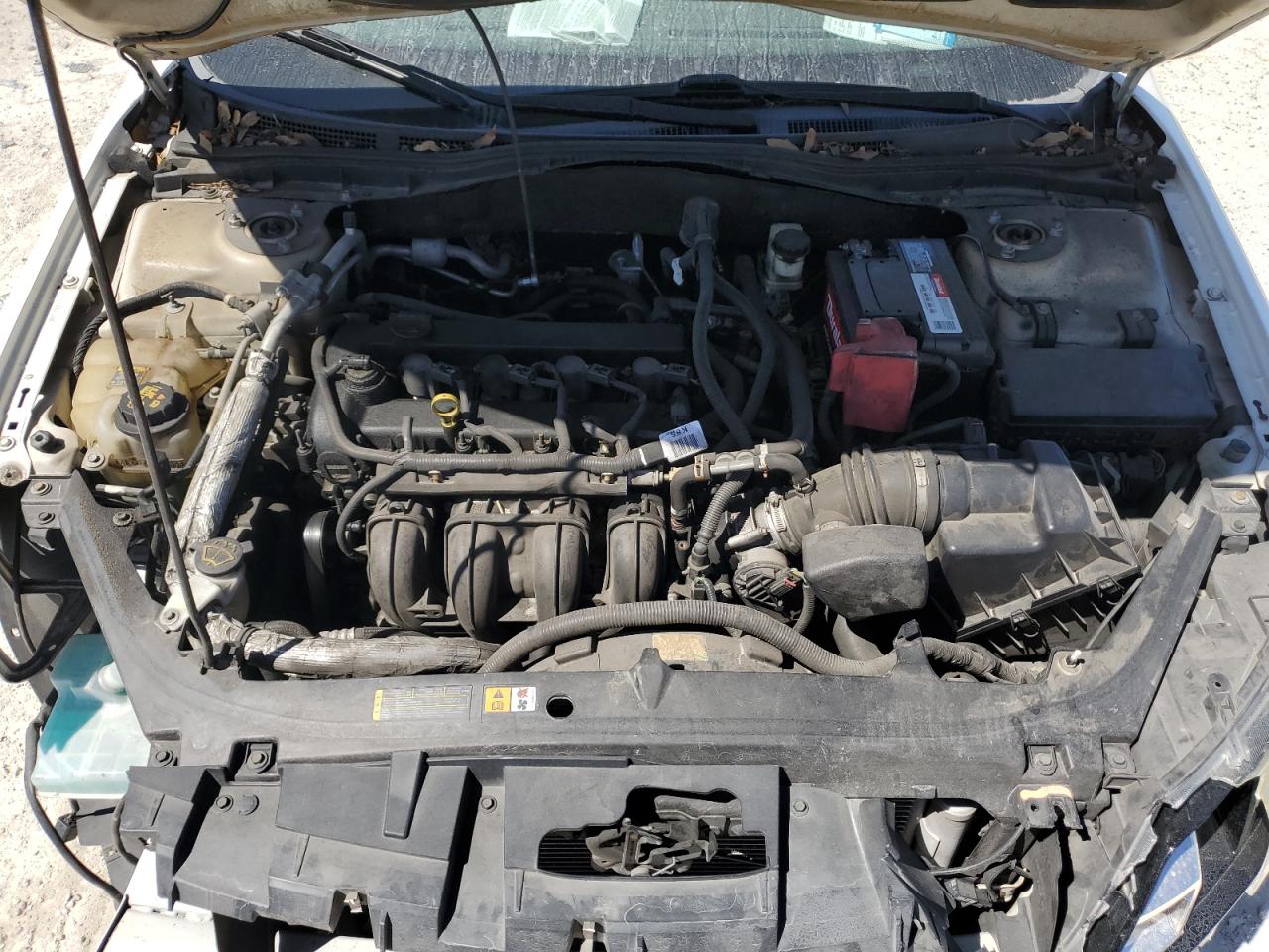 2010 Ford Fusion - Image 11