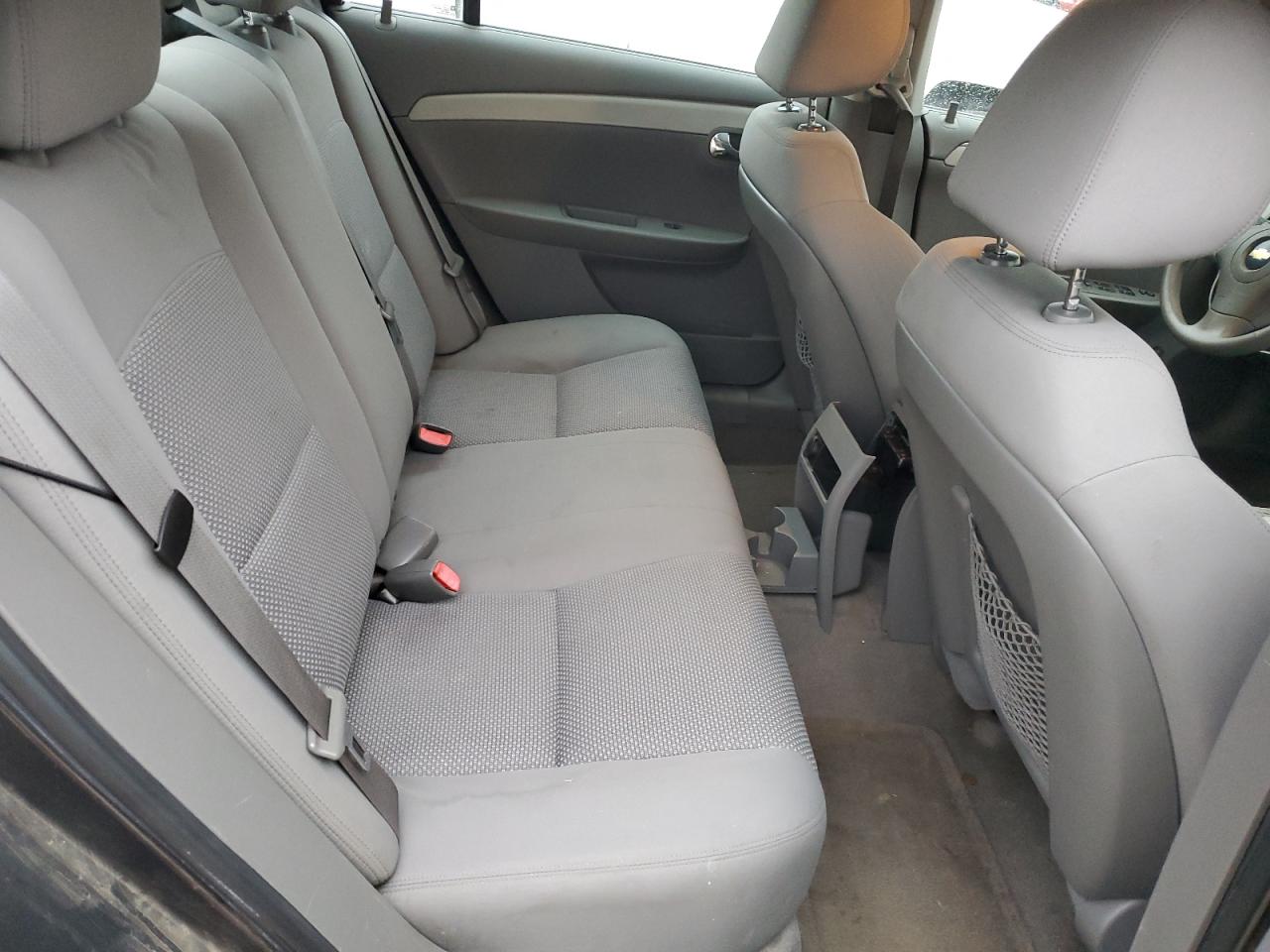 2011 Chevrolet Malibu - Image 10