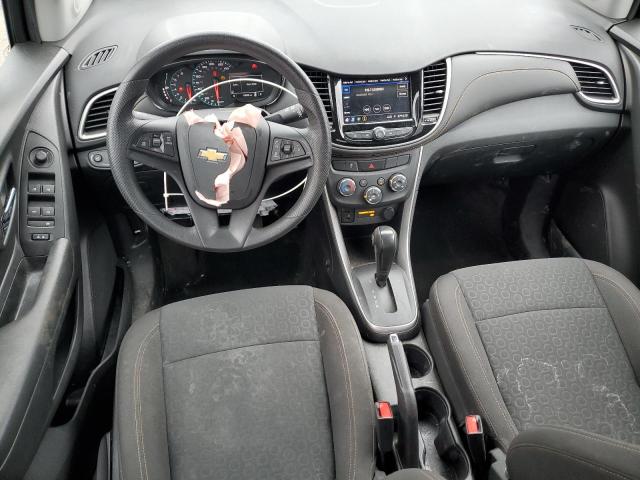  CHEVROLET TRAX 2022 Srebrny