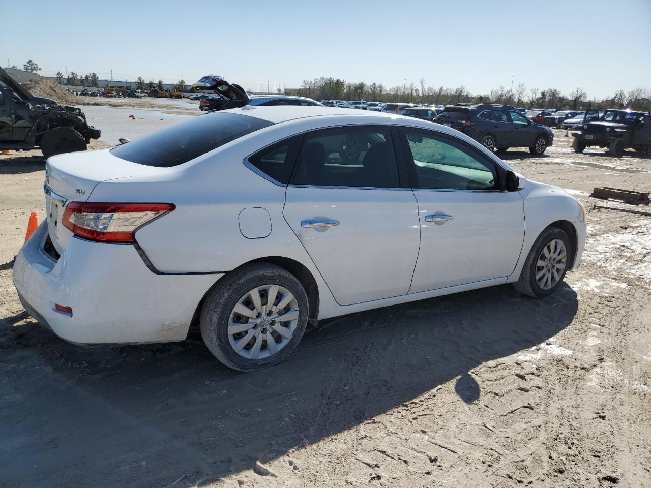 2015 Nissan Sentra - Image 3