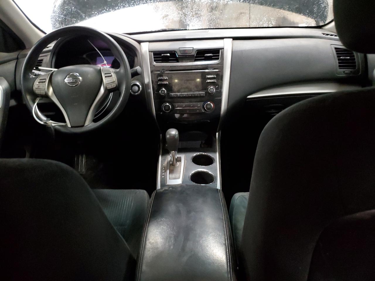 2015 Nissan Altima - Image 8