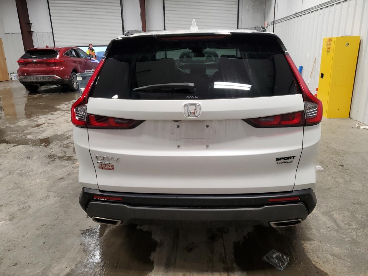 2024 Honda Cr-V Sport Touring VIN: 2HKRS6H96RH802172 Lot: 47143375