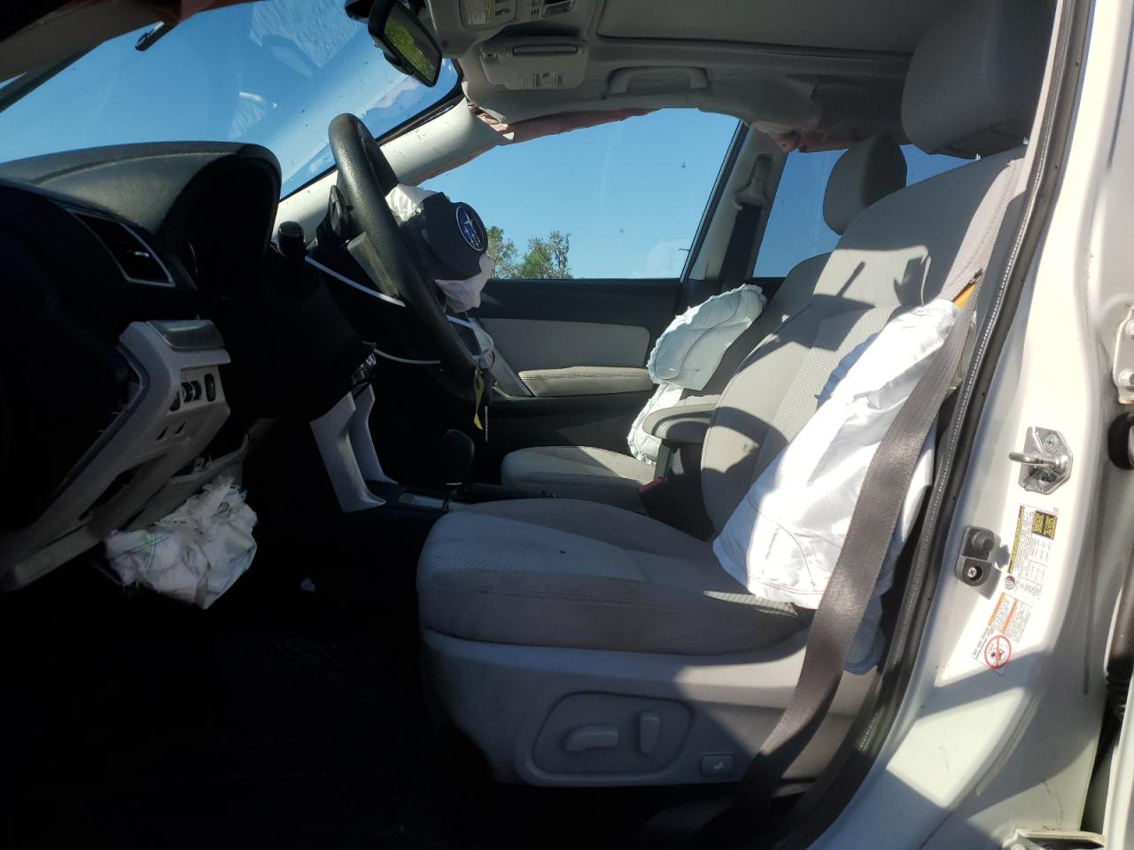 2016 Subaru Forester - Image 7