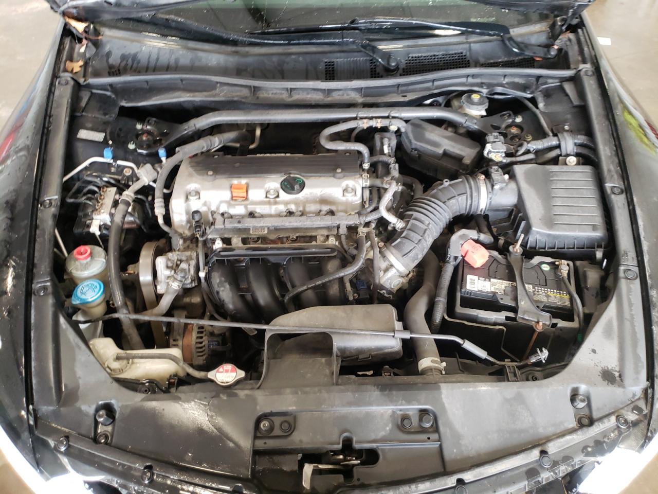 2010 Honda Accord - Image 11