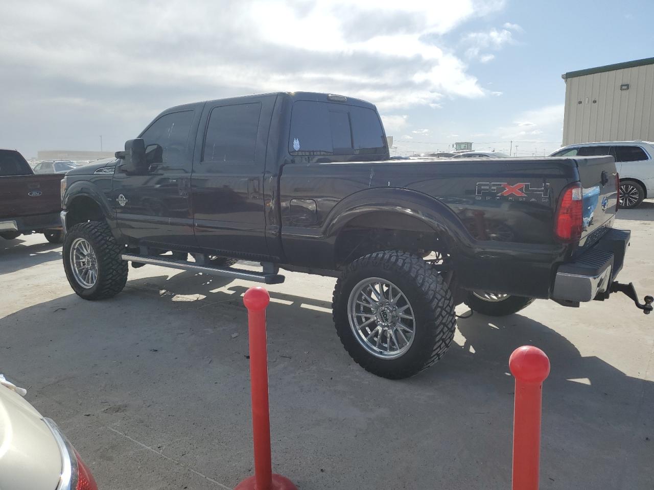 2011 Ford F250 - Image 2