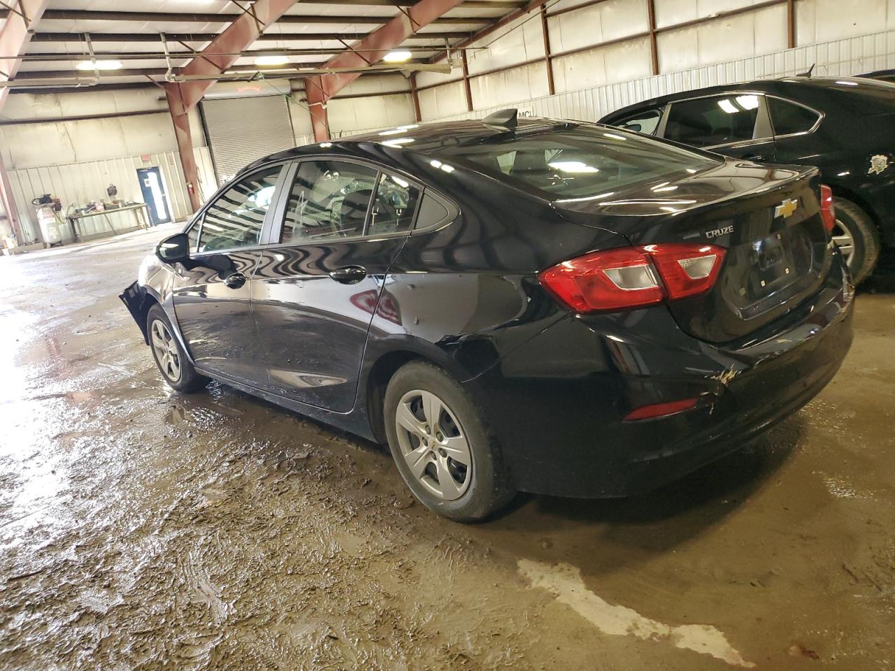 2017 Chevrolet Cruze - Image 2