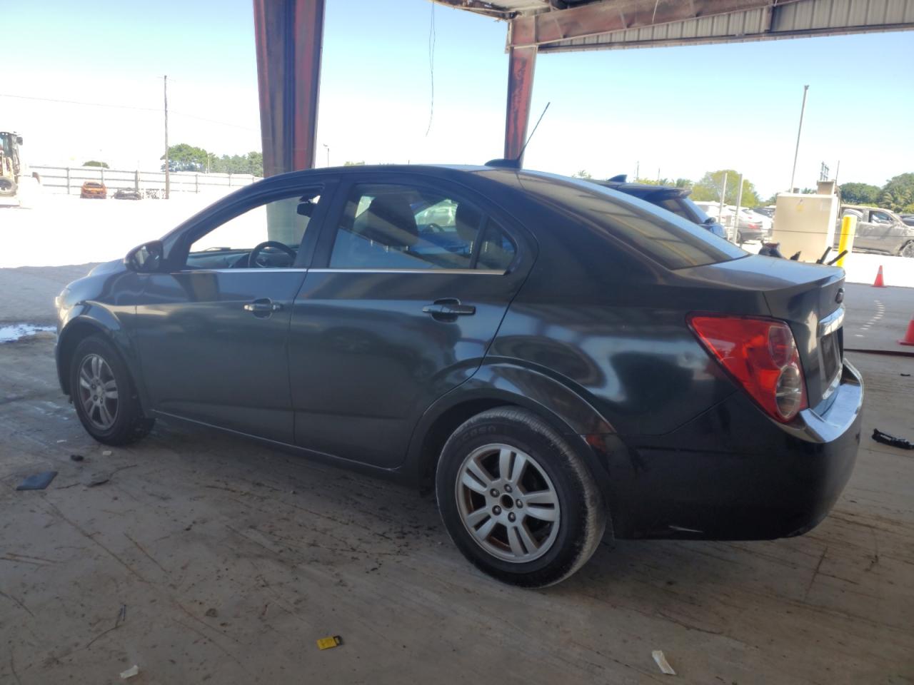 2015 Chevrolet Sonic - Image 2