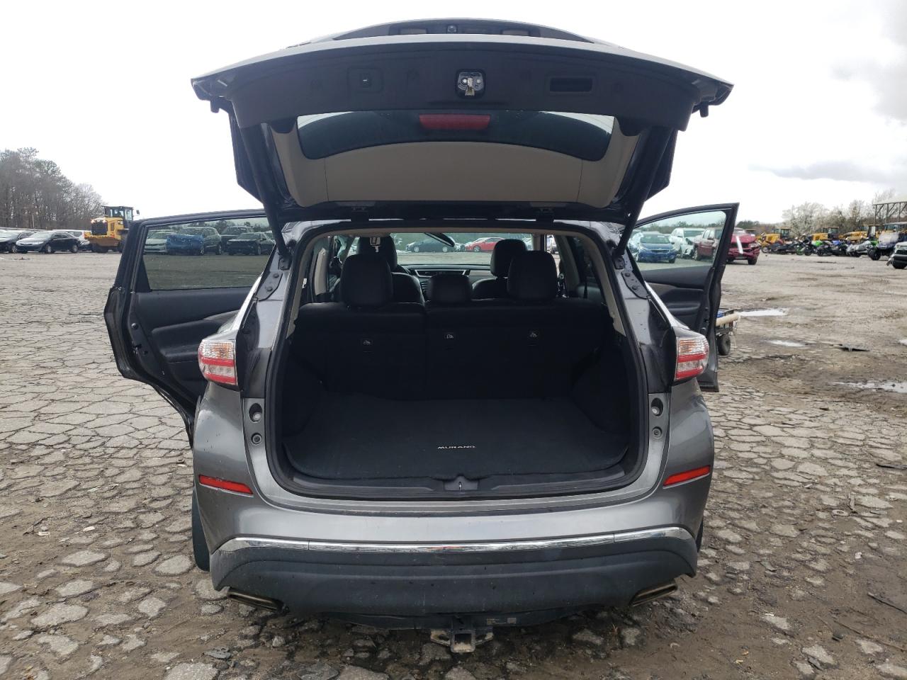 2015 Nissan Murano - Image 6