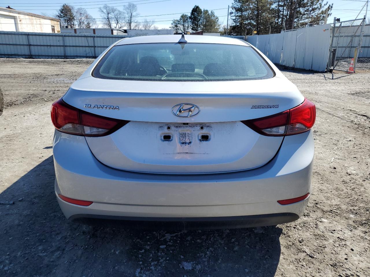 2014 Hyundai Elantra - Image 6