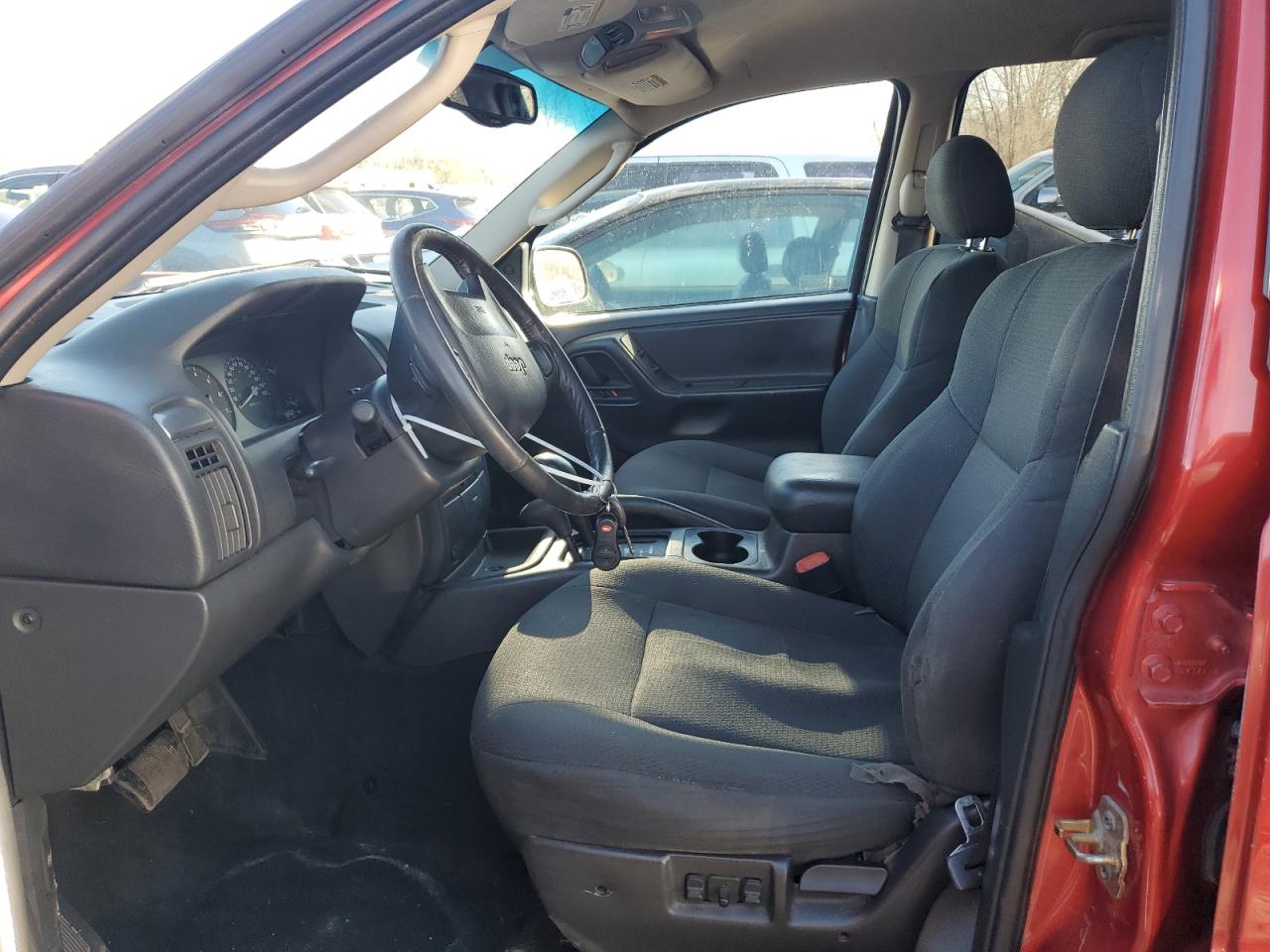 2002 Jeep Grand Cherokee - Image 7