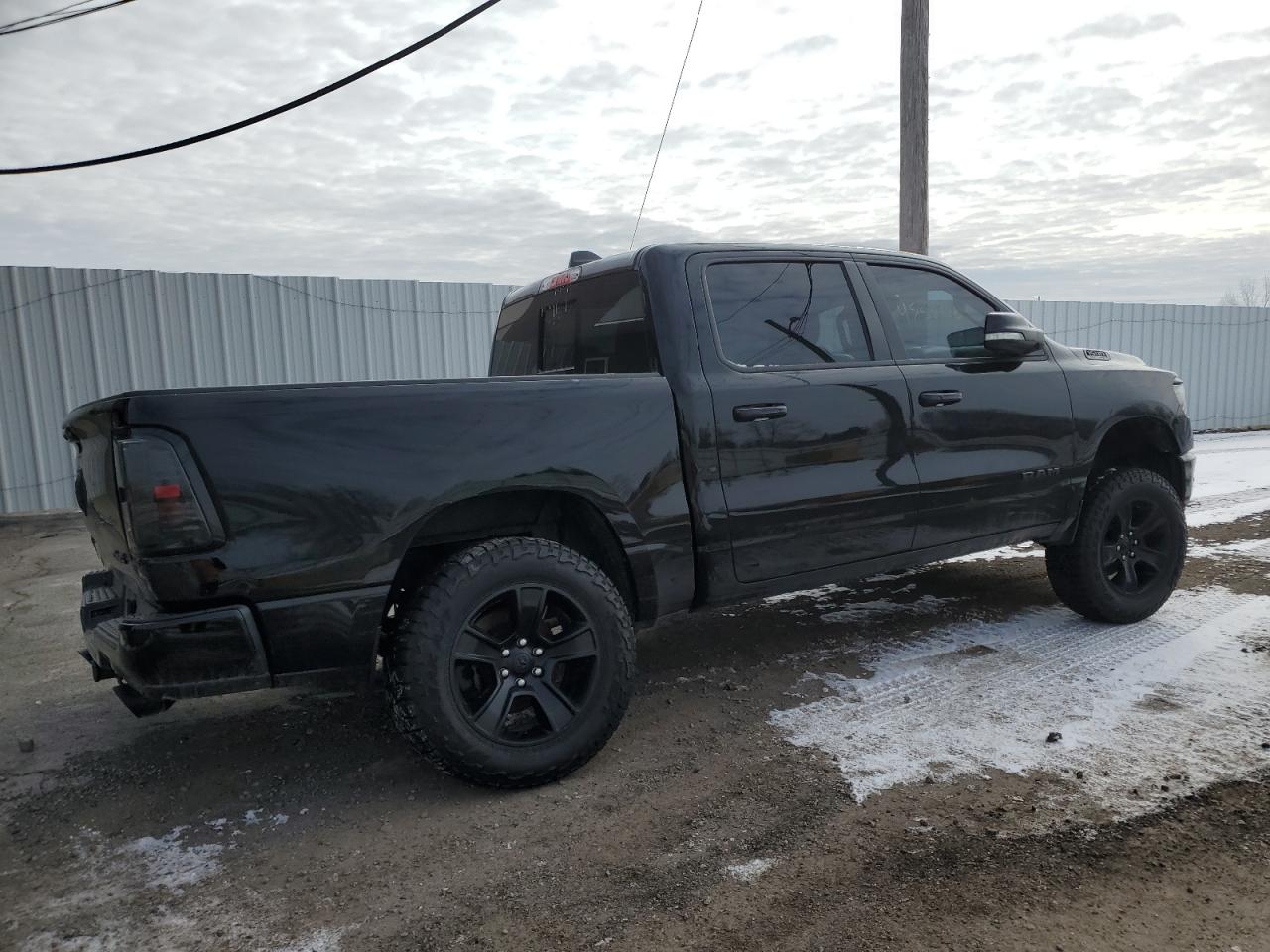 2021 RAM 1500 - Image 3