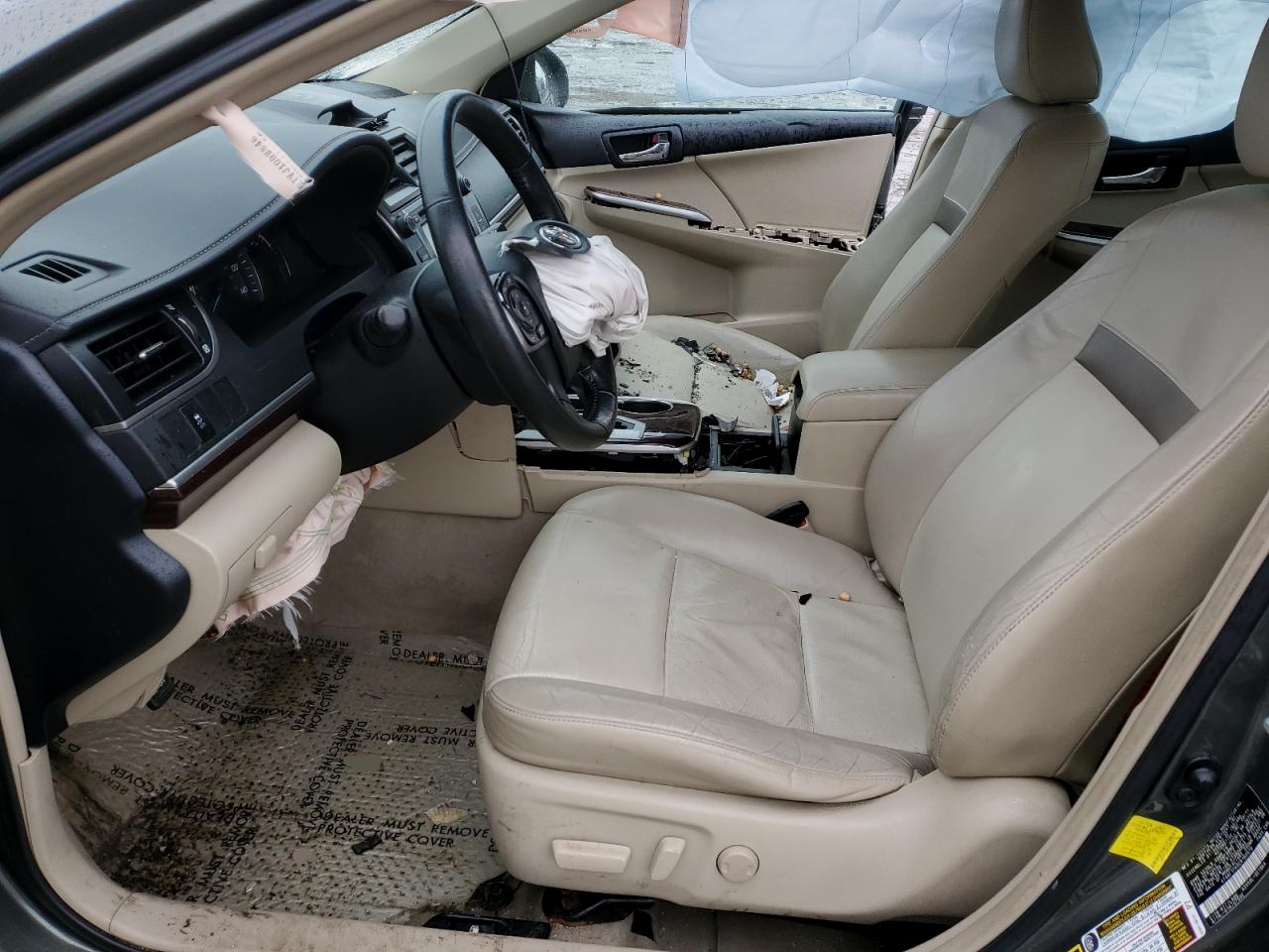 2012 Toyota Camry - Image 7