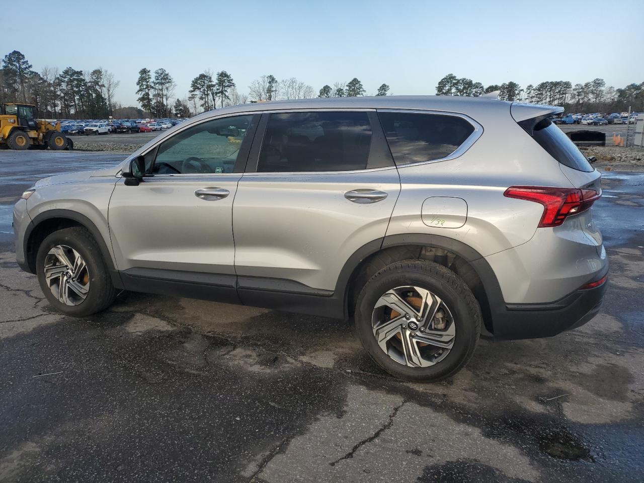 2021 Hyundai Santa Fe - Image 2