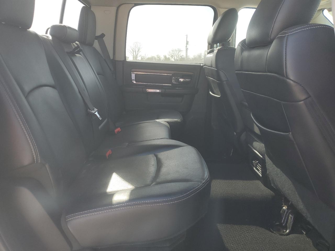 2017 RAM 1500 - Image 10