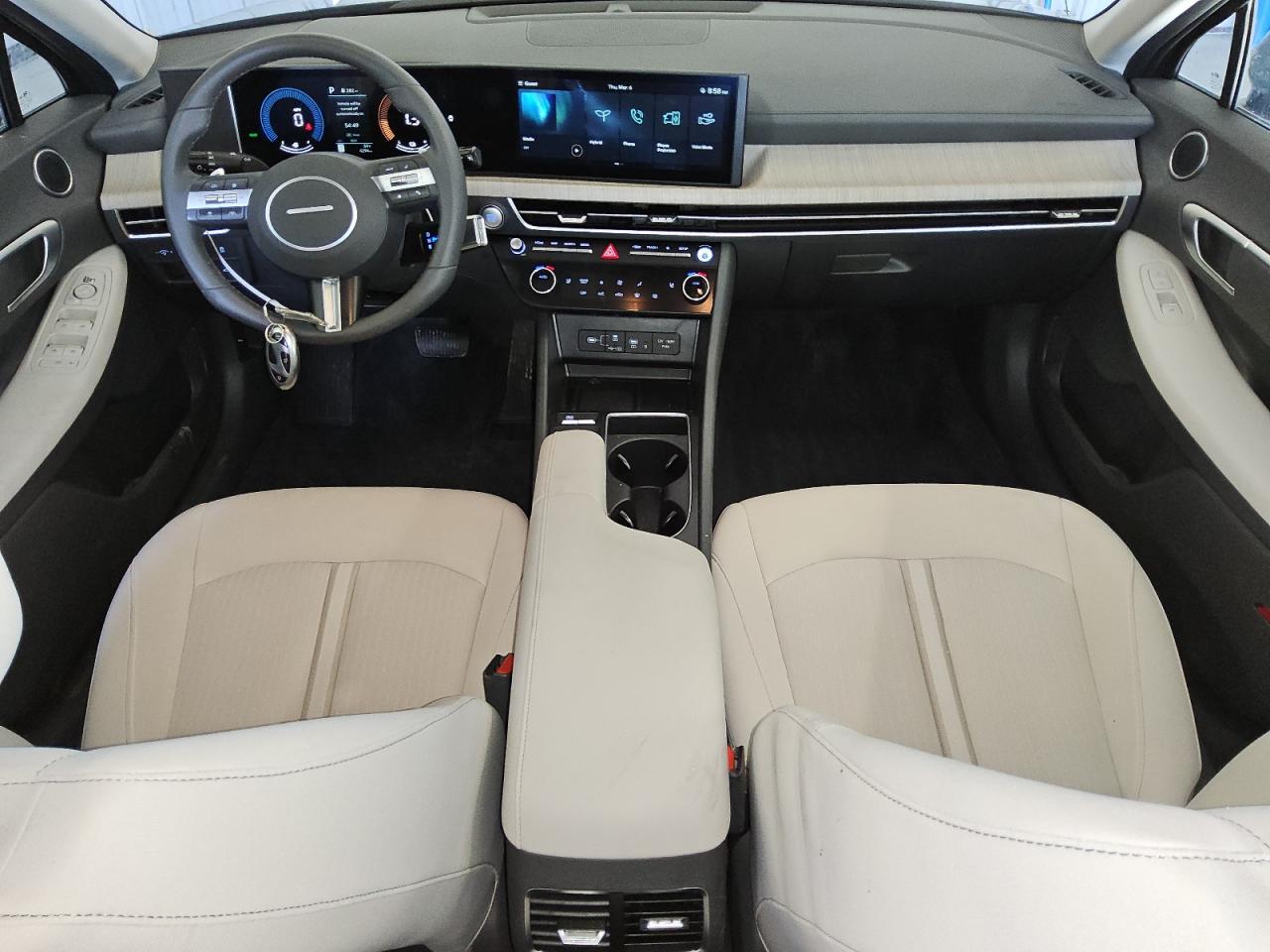2025 Hyundai Sonata - Image 8