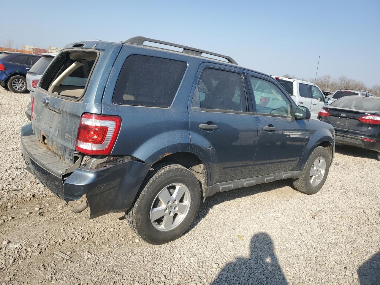 2010 Ford Escape - Image 3
