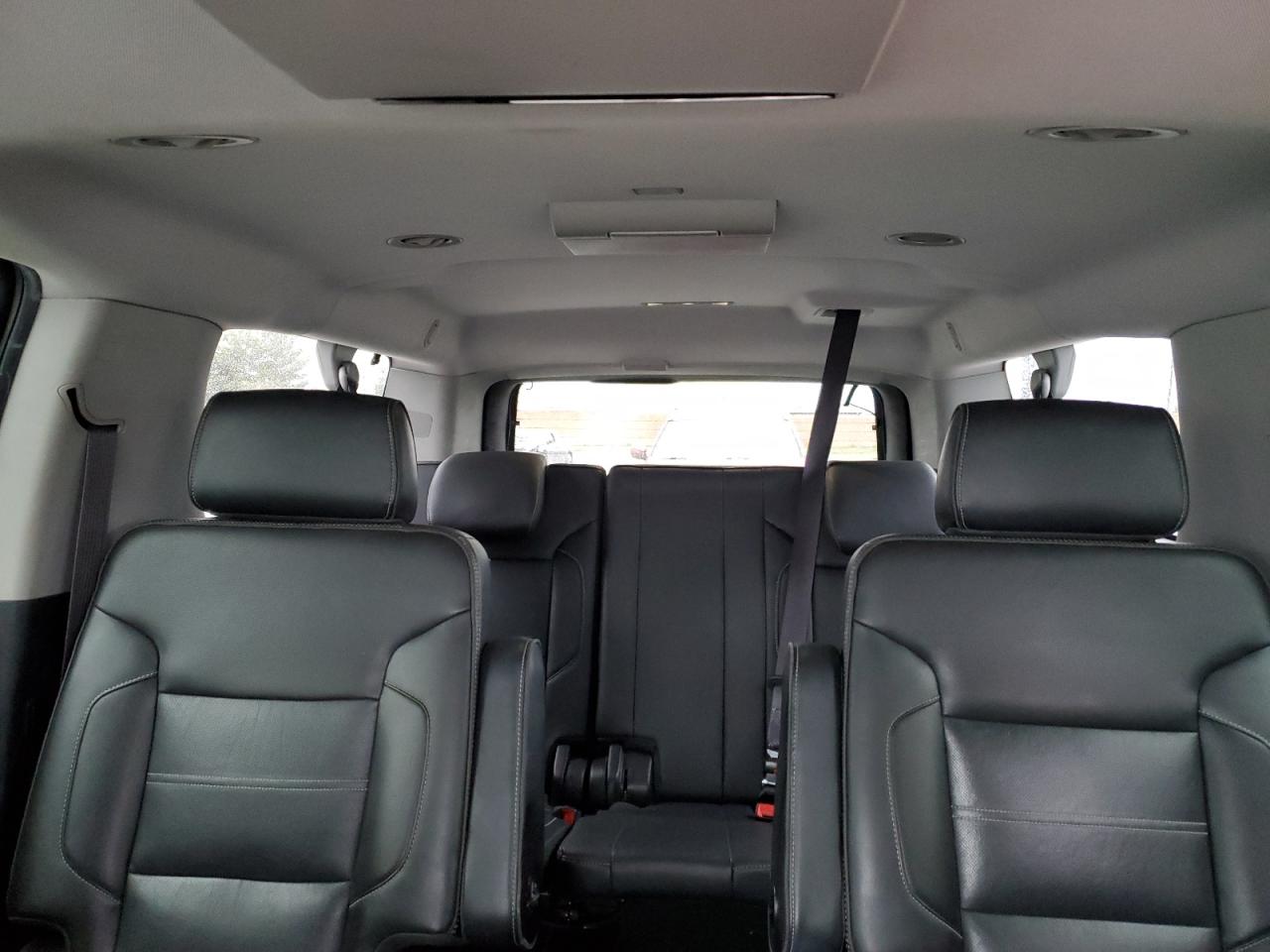 2016 GMC Yukon - Image 10