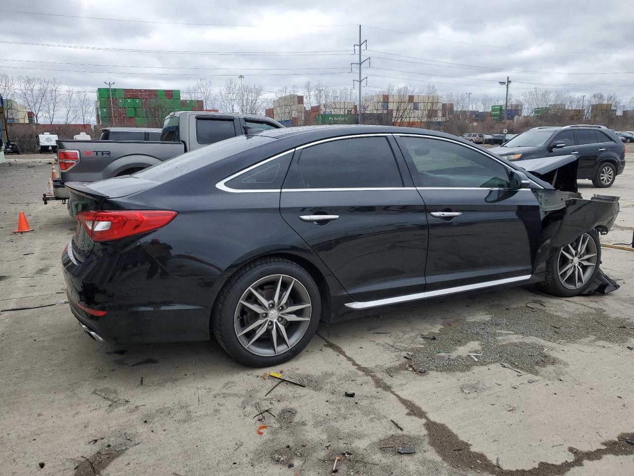 2015 Hyundai Sonata - Image 3