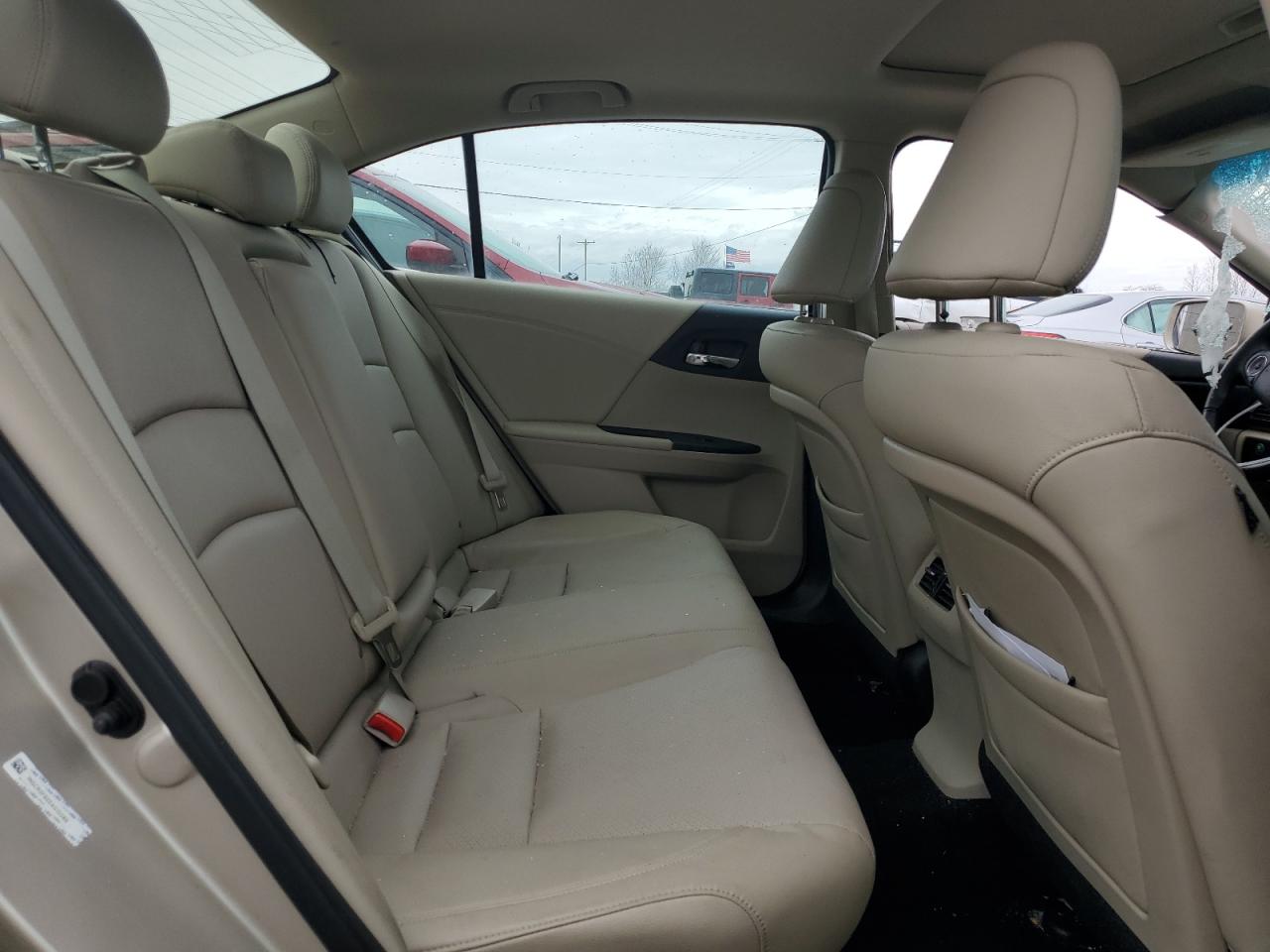2013 Honda Accord - Image 11