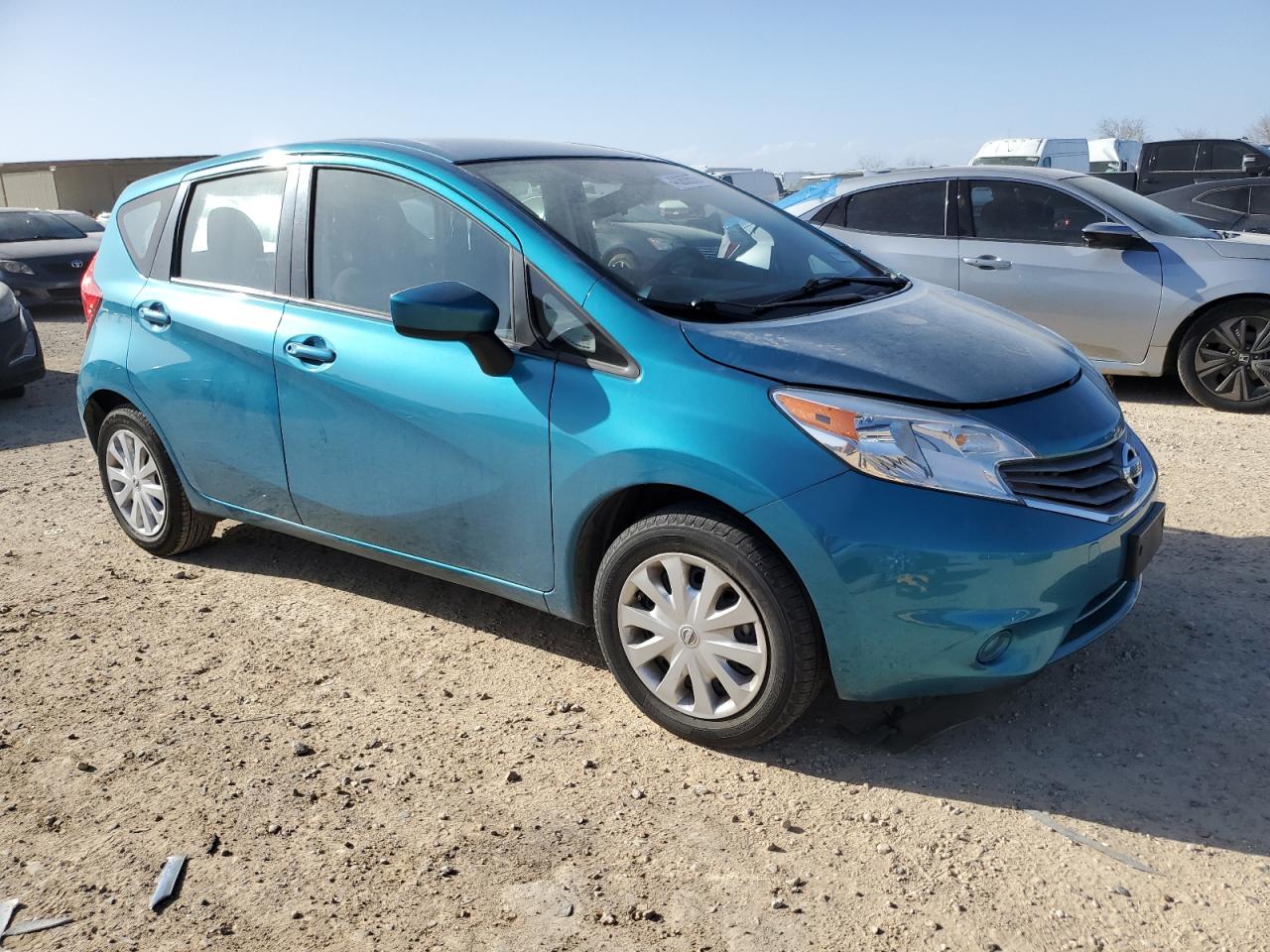 2016 Nissan Versa - Image 4