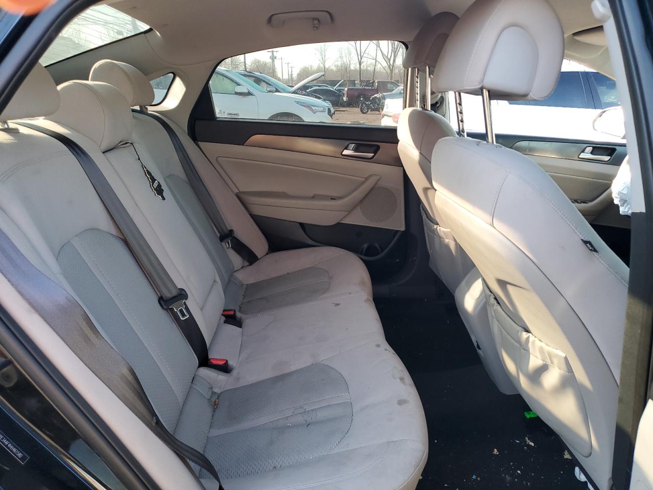 2017 Hyundai Sonata - Image 10