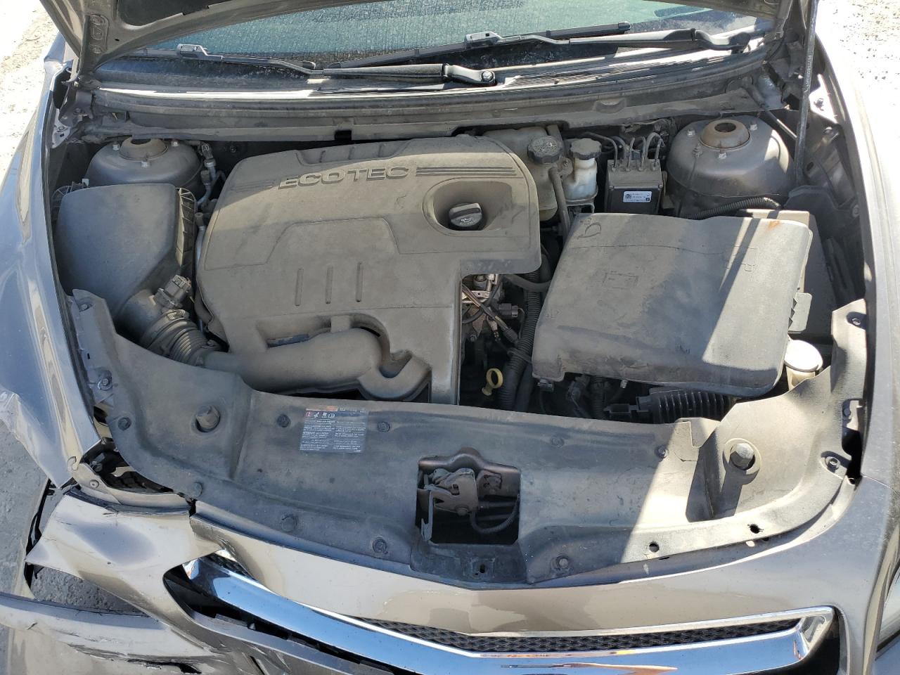 2011 Chevrolet Malibu - Image 12