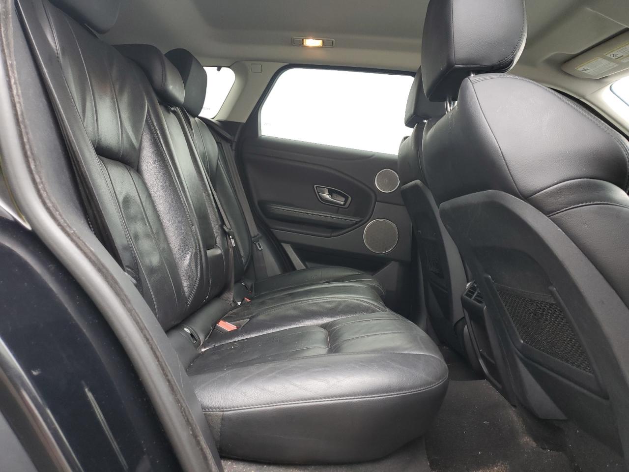 2018 Land Rover Range Rover - Image 11