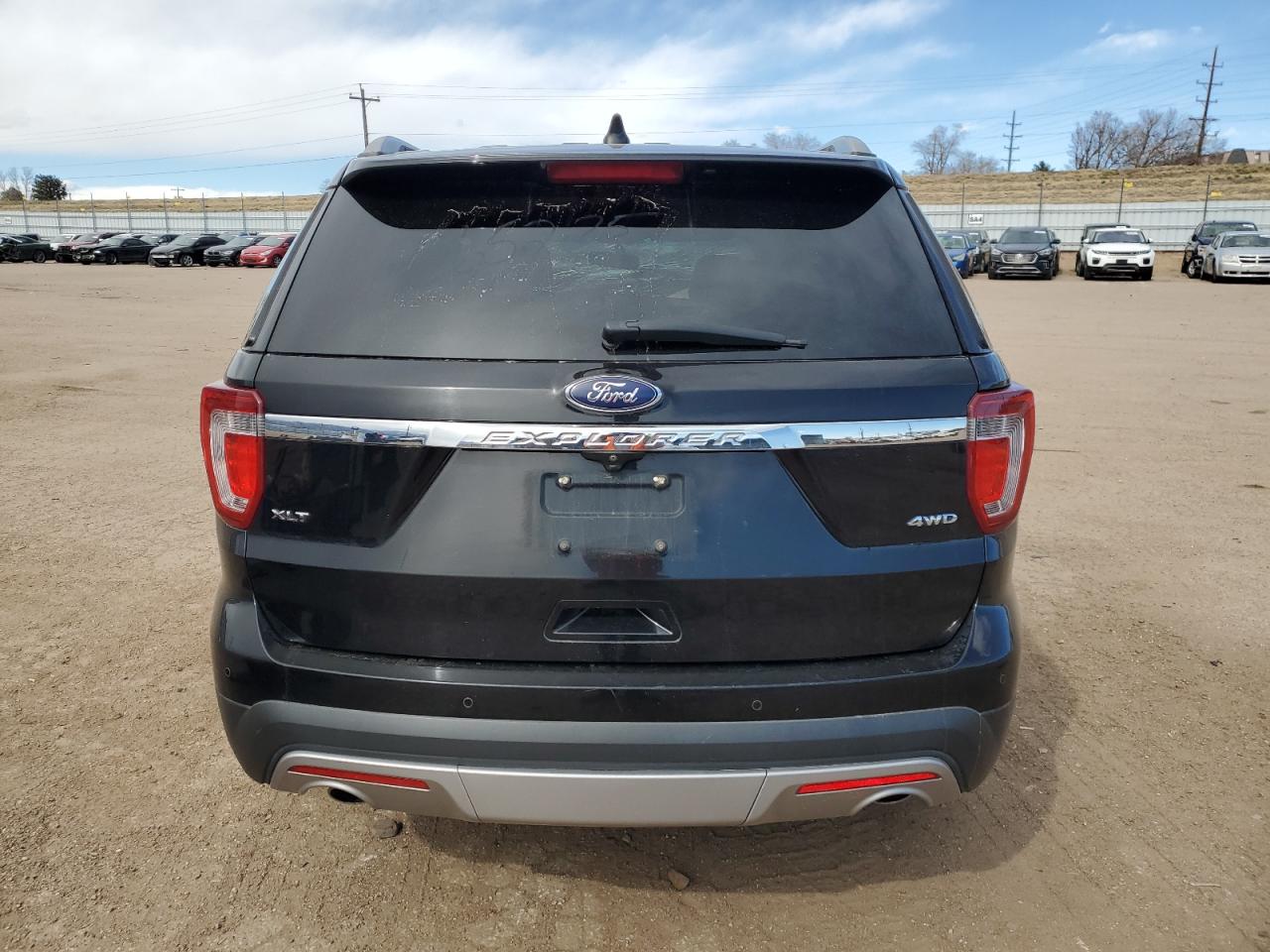 2017 Ford Explorer - Image 6