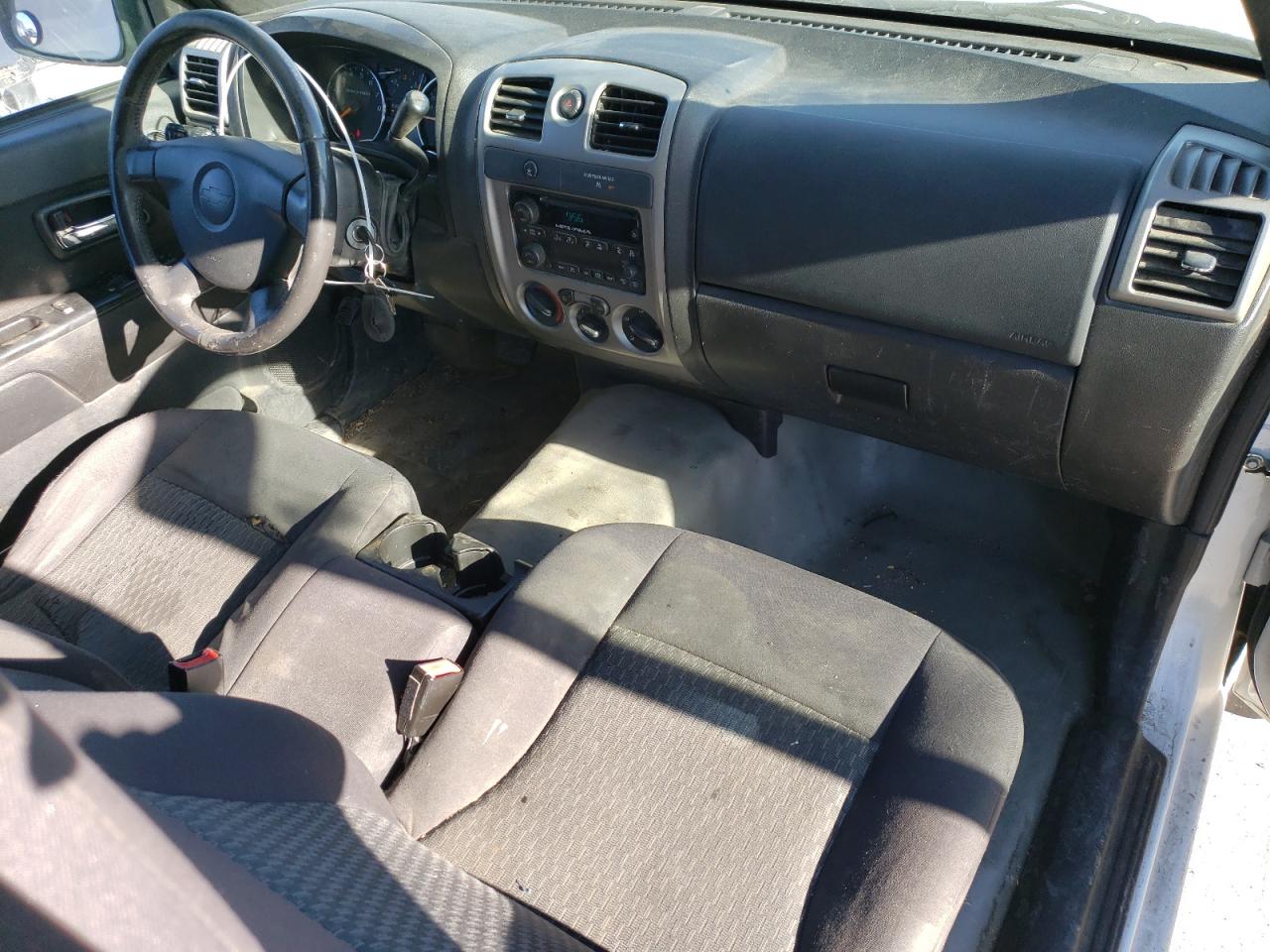 2011 Chevrolet Colorado - Image 8