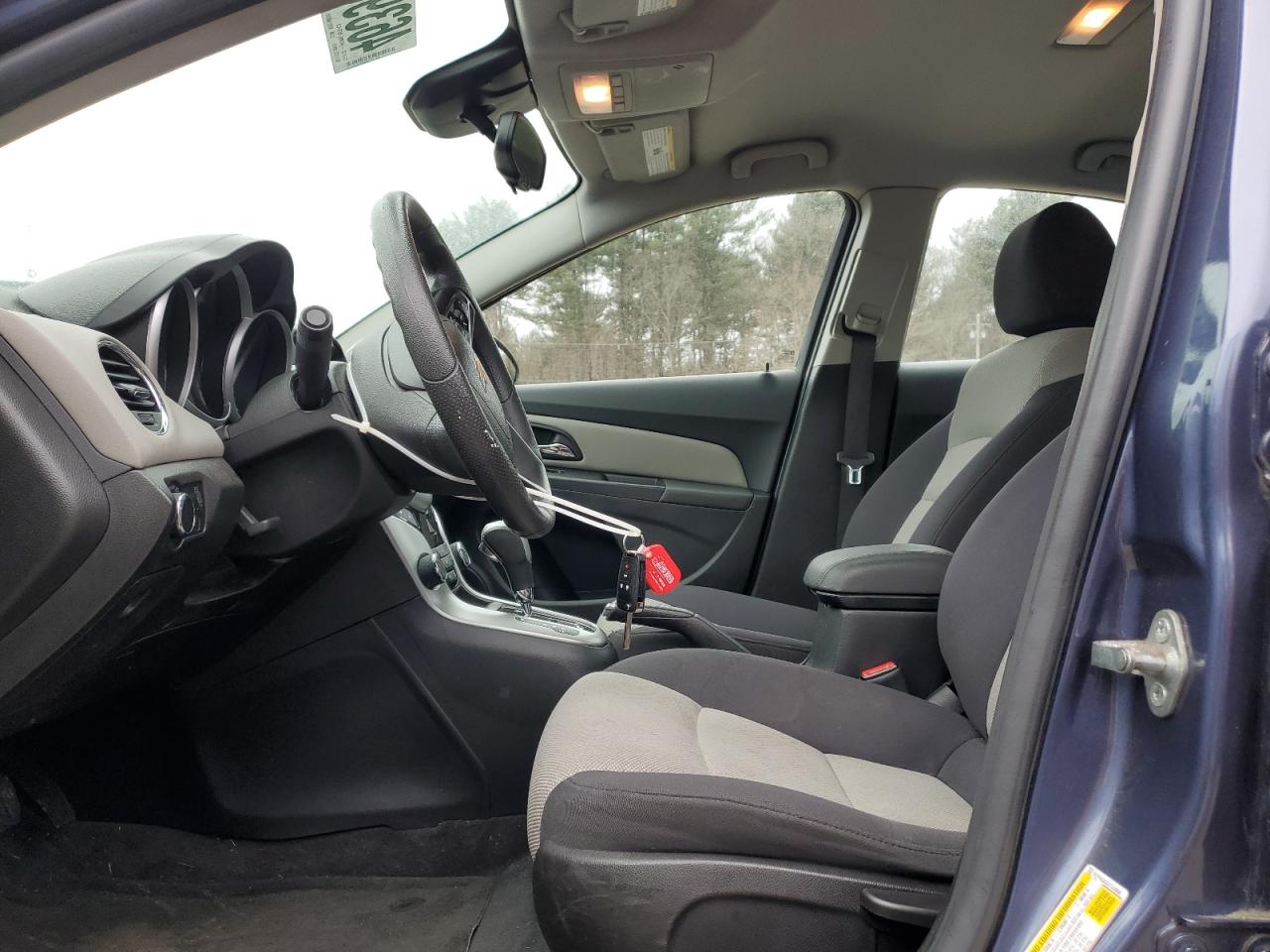 2014 Chevrolet Cruze - Image 7