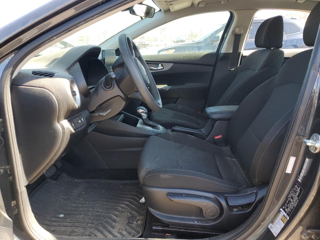 2019 Kia Forte - Image 7