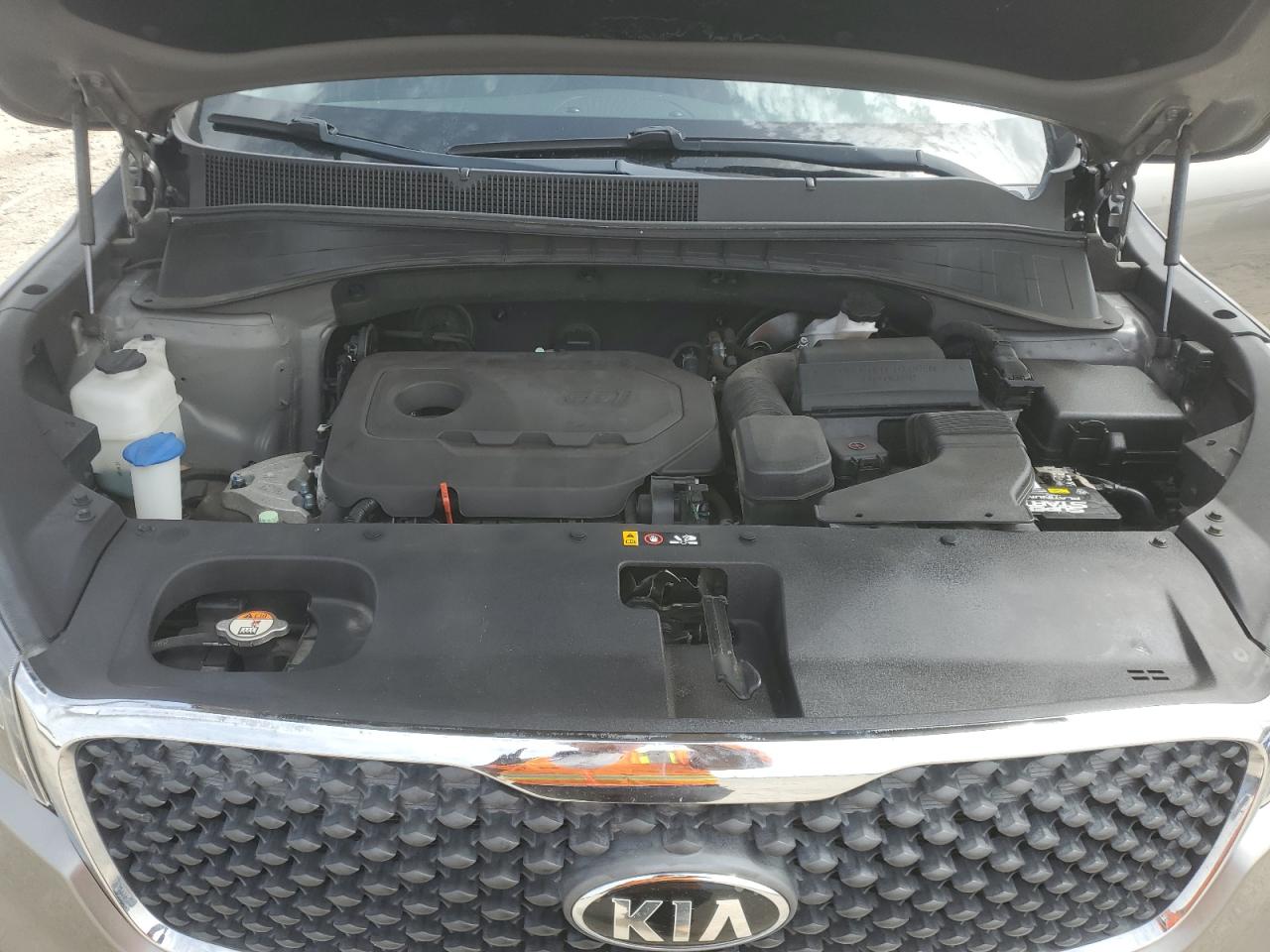 2018 Kia Sorento - Image 13