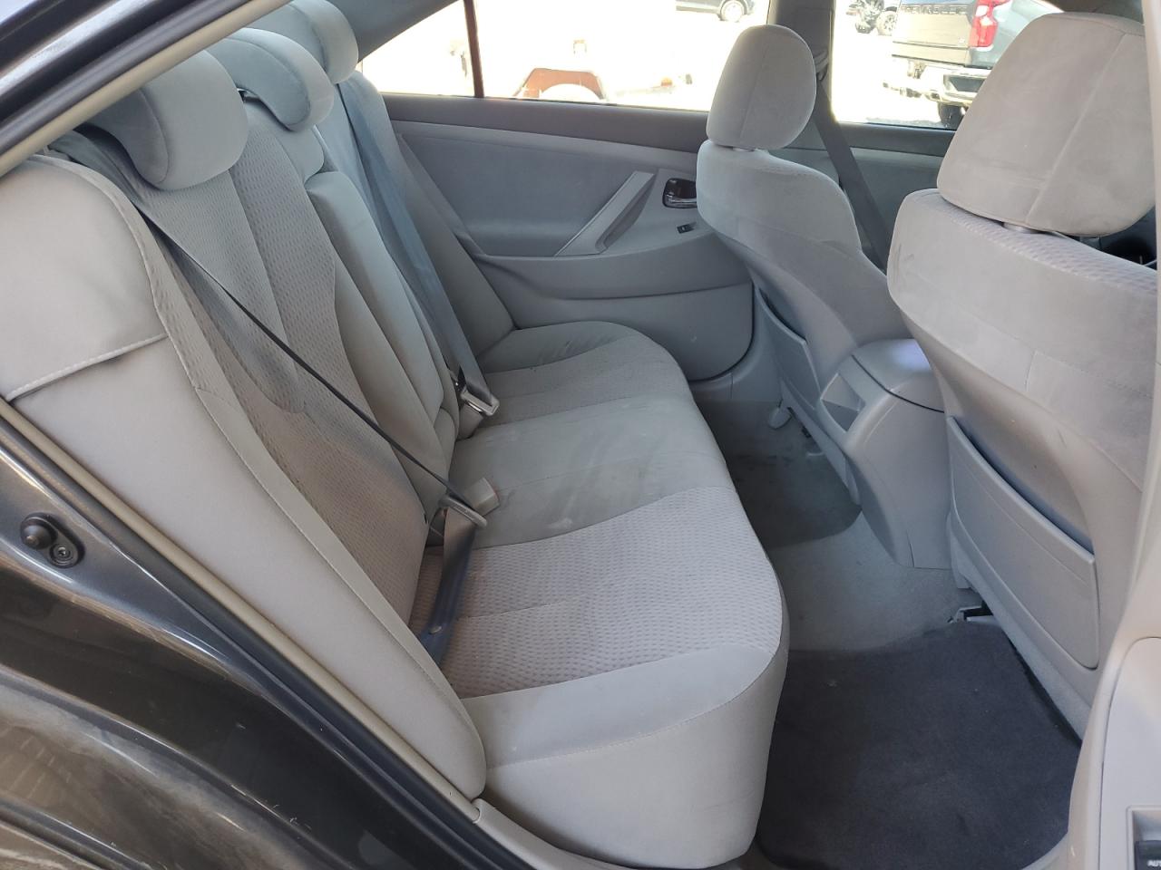 2011 Toyota Camry - Image 10