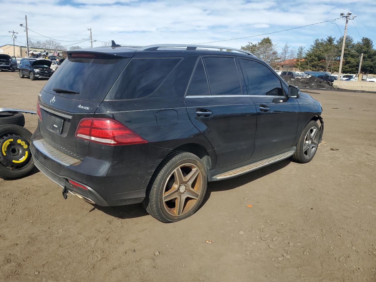 2016 Mercedes-Benz GLE - Image 3