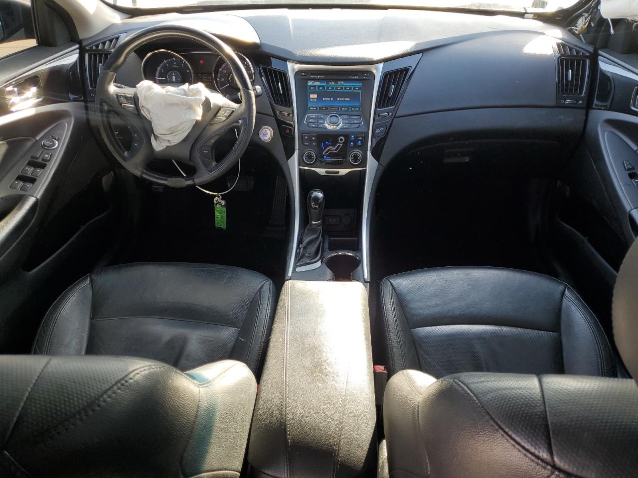 2011 Hyundai Sonata - Image 8