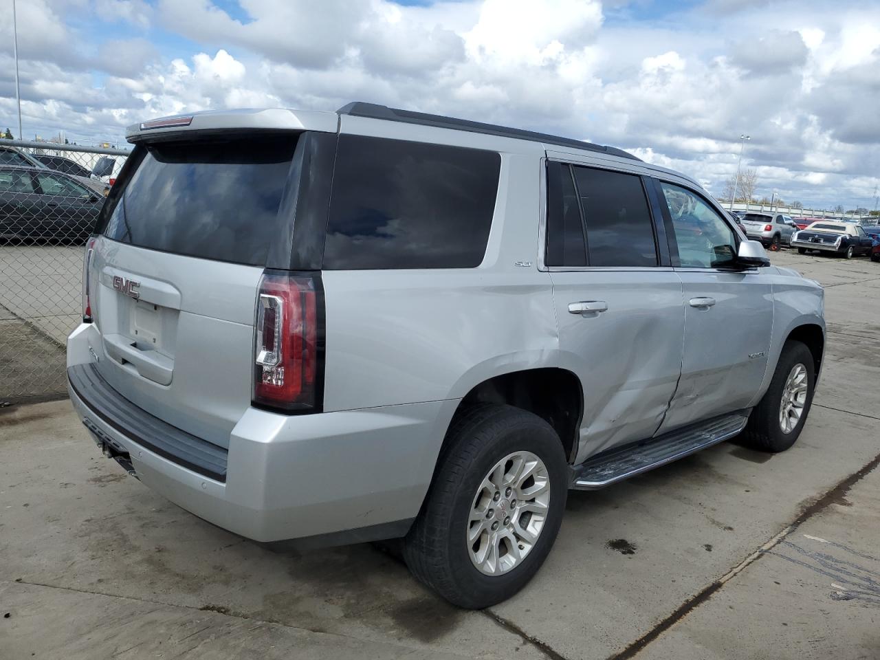 2018 GMC Yukon - Image 3