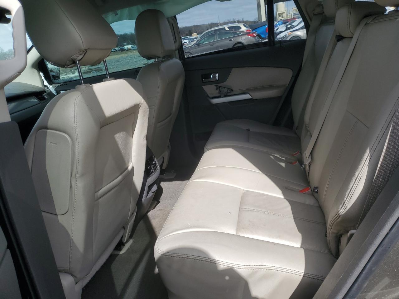 2014 Ford Edge - Image 12